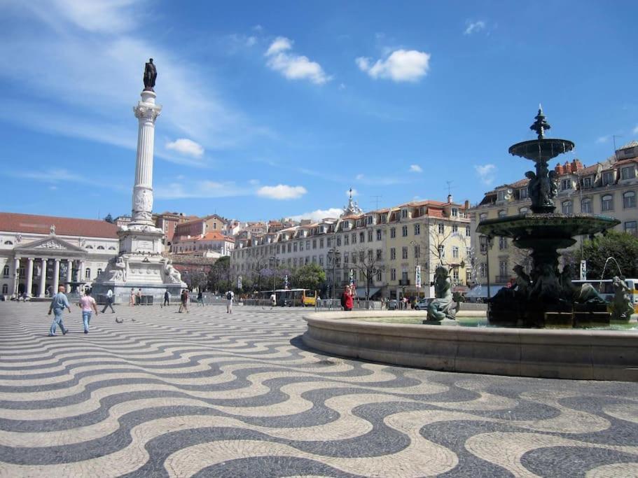 Appartamento Mm3 Baixa Rossio Castle View! Lisbona Esterno foto