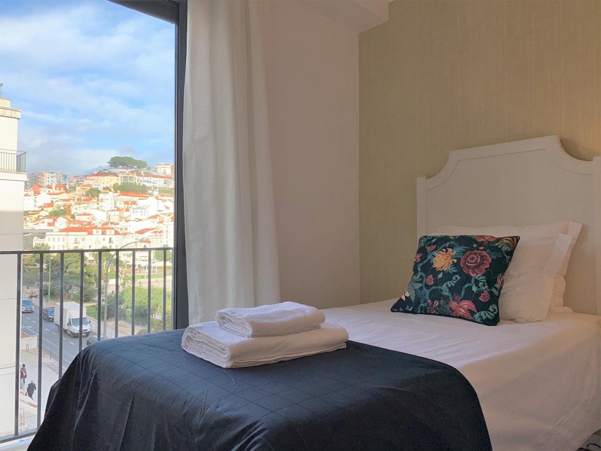Appartamento Mm3 Baixa Rossio Castle View! Lisbona Esterno foto